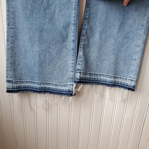 LOFT Kick Crop Flare Ankle Jeans Size 32 / 14 - Picture 7 of 16